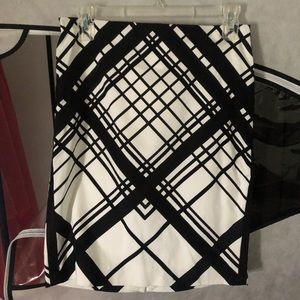 (NWT) WHBM Pencil Skirt